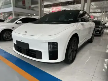 Li Auto (Lixiang) i6