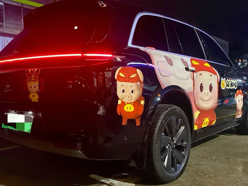 2025 Li Auto (Lixiang) L8 с пробегом 19 000 км