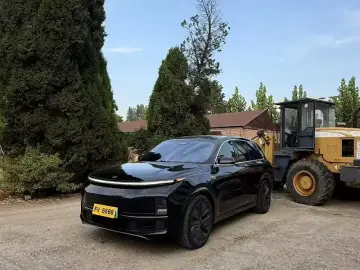 Li Auto (Lixiang) L8