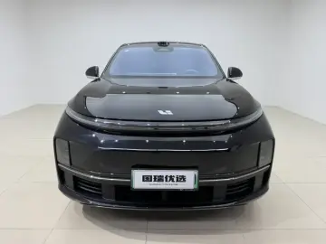 2025 Li Auto (Lixiang) L7 с пробегом 33 000 км