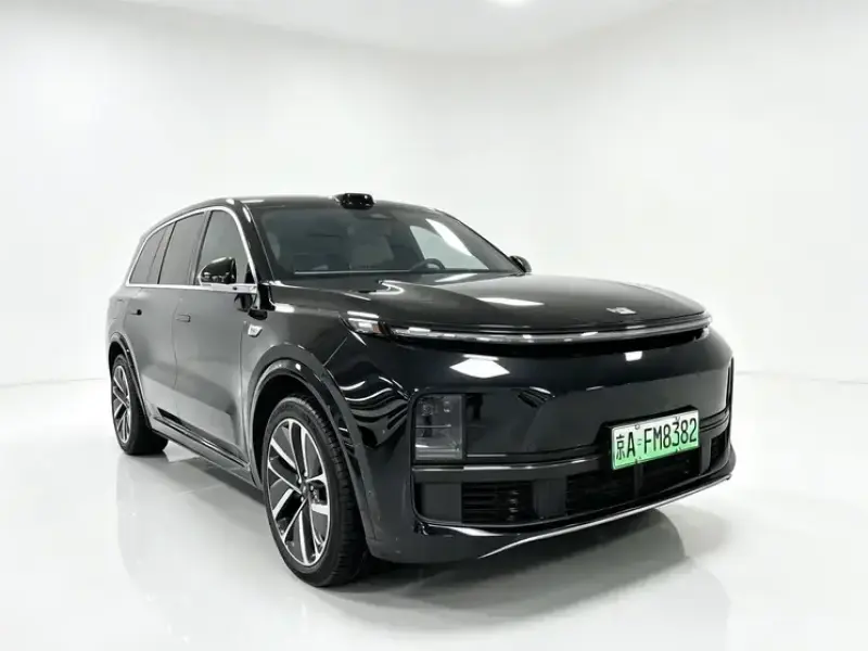2024 Li Auto (Lixiang) L9 с пробегом 26 000 км