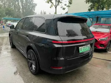 2024 Li Auto (Lixiang) L9 с пробегом 59 800 км