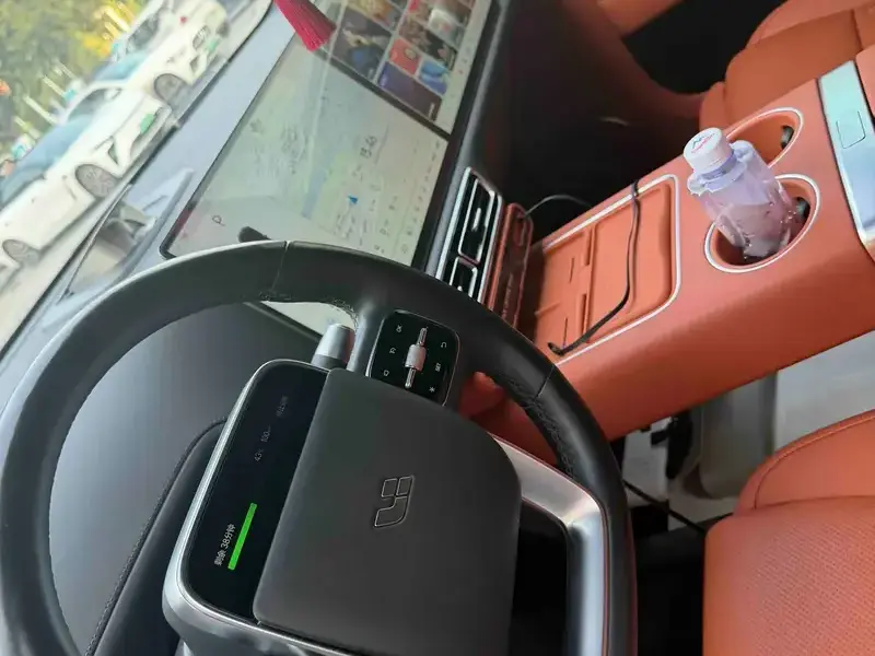 2024 Li Auto (Lixiang) L9 с пробегом 59 800 км