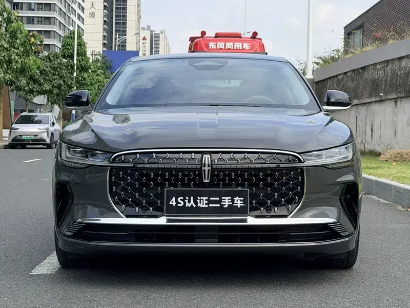 2022 Lincoln Z с пробегом 23 000 км