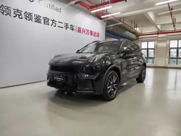 Lynk & Co 01