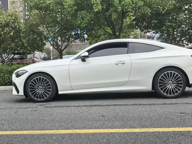 2026 Mercedes-Benz CLE с пробегом 7 000 км