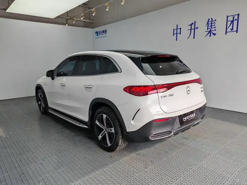 2023 Mercedes-Benz EQE SUV с пробегом 53 000 км