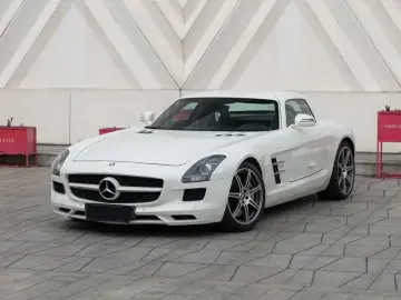Mercedes-Benz SLS AMG