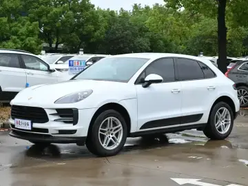 2021 Porsche Macan с пробегом 35 000 км