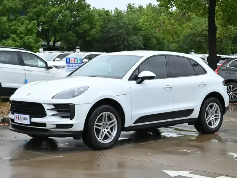 2021 Porsche Macan с пробегом 35 000 км