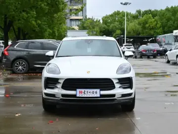 2021 Porsche Macan с пробегом 35 000 км