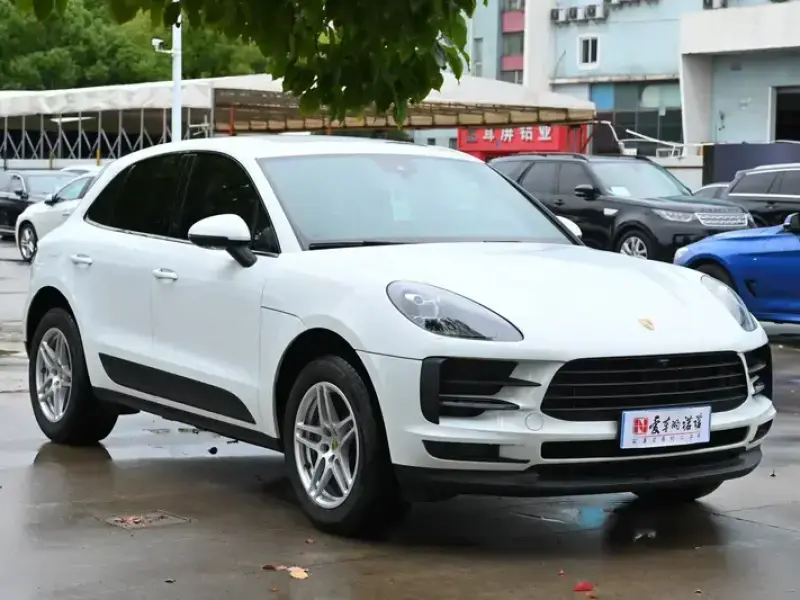 2021 Porsche Macan с пробегом 35 000 км