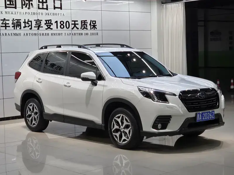 2022 Subaru Forester с пробегом 24 000 км
