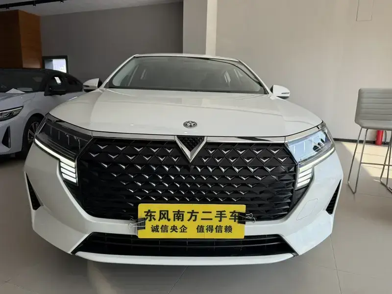 2023 Venucia D60 с пробегом 20 000 км
