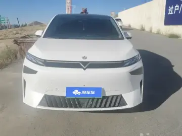 2023 Venucia VX6 с пробегом 21 000 км