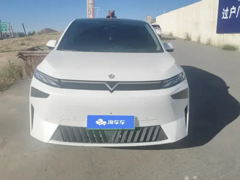 2023 Venucia VX6 с пробегом 21 000 км