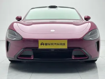 2024 Xiaomi SU7 с пробегом 9 900 км