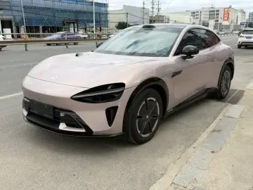 2025 Xiaomi YU7 с пробегом 17 000 км