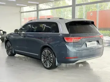 2024 Aito M9 с пробегом 71 300 км