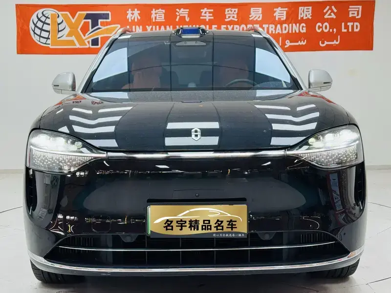2024 Aito M9 с пробегом 48 000 км