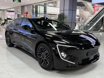 2026 Avatr 12 с пробегом 3 900 км