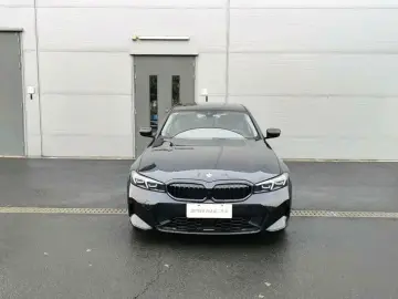 2025 BMW 3 серии с пробегом 10 400 км