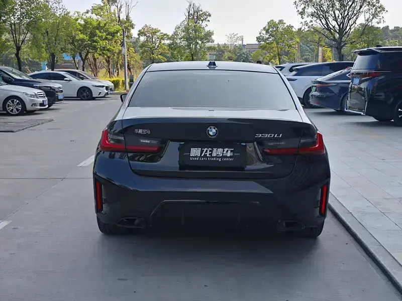 2025 BMW 3 серии с пробегом 24 800 км