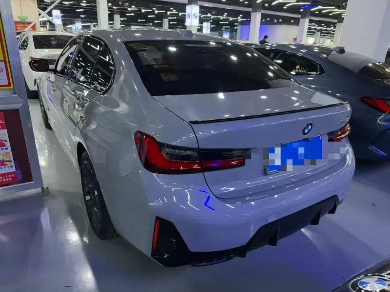 2025 BMW 3 серии с пробегом 17 000 км