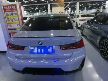 2025 BMW 3 серии с пробегом 17 000 км