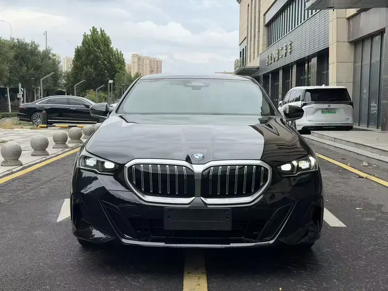 2026 BMW 5 серии с пробегом 3 000 км