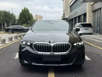 2026 BMW 5 серии с пробегом 3 000 км