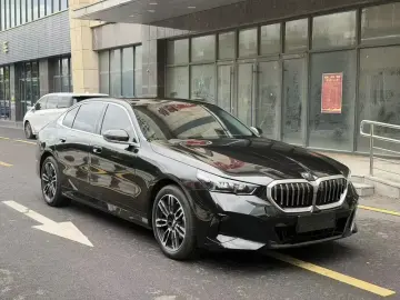 2026 BMW 5 серии с пробегом 3 000 км