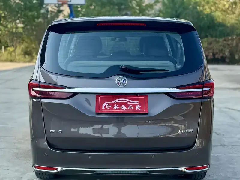 2022 Buick GL8 с пробегом 104 000 км