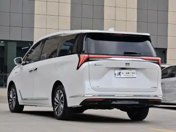 2026 Buick GL8 с пробегом 21 000 км