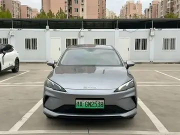 2025 BYD Seal 05 с пробегом 40 000 км