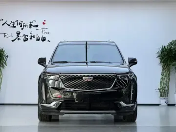2021 Cadillac XT6 с пробегом 68 000 км