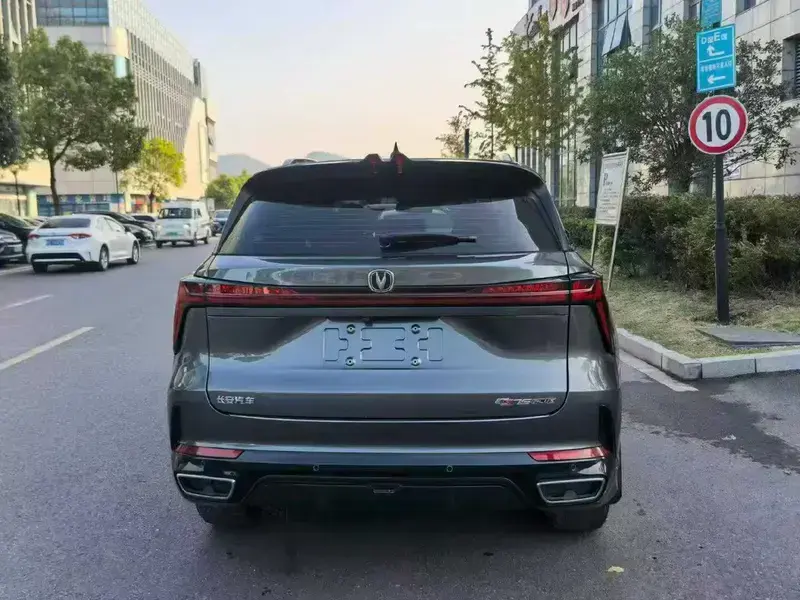 2024 Changan CS75 Plus с пробегом 32 000 км