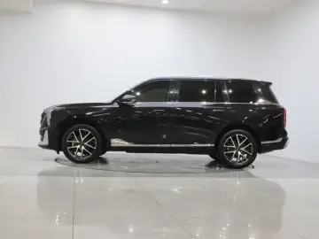 2022 GAC Trumpchi GS8 с пробегом 76 700 км