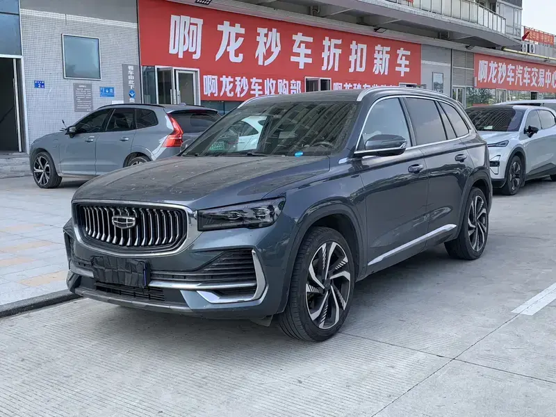 2021 Geely Monjaro с пробегом 42 000 км
