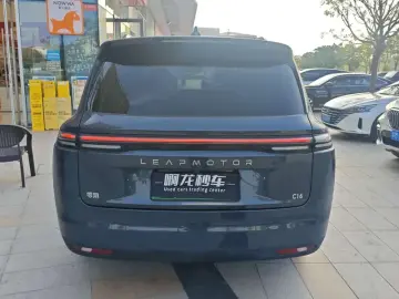 2024 Leapmotor C16 с пробегом 41 000 км