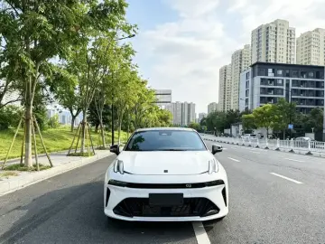 2026 Lynk & Co 03 с пробегом 6 000 км