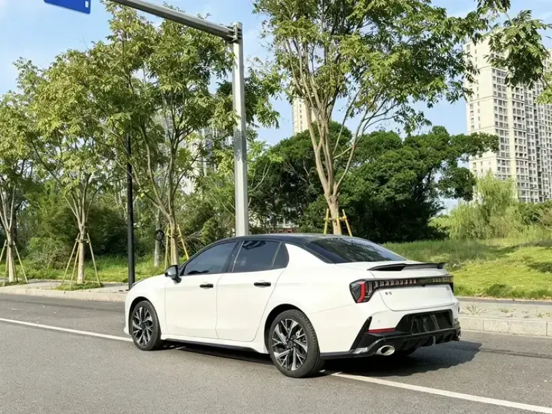 2026 Lynk & Co 03 с пробегом 6 000 км