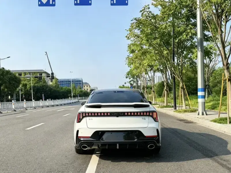 2026 Lynk & Co 03 с пробегом 6 000 км