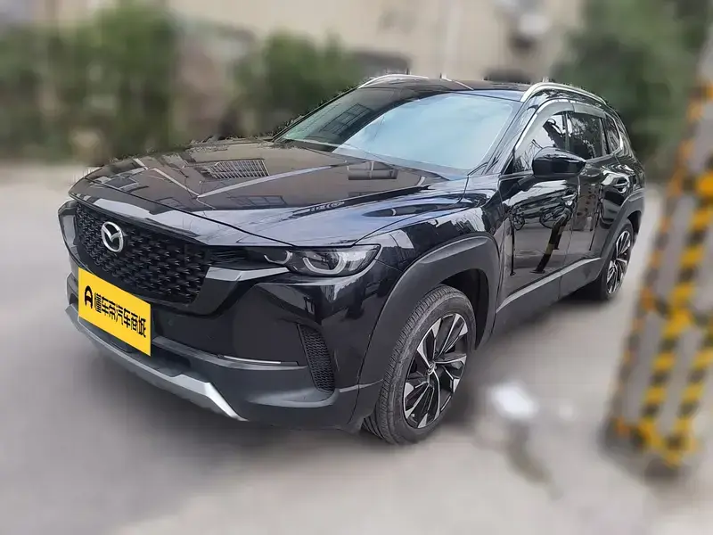 2023 Mazda CX-50 с пробегом 22 800 км