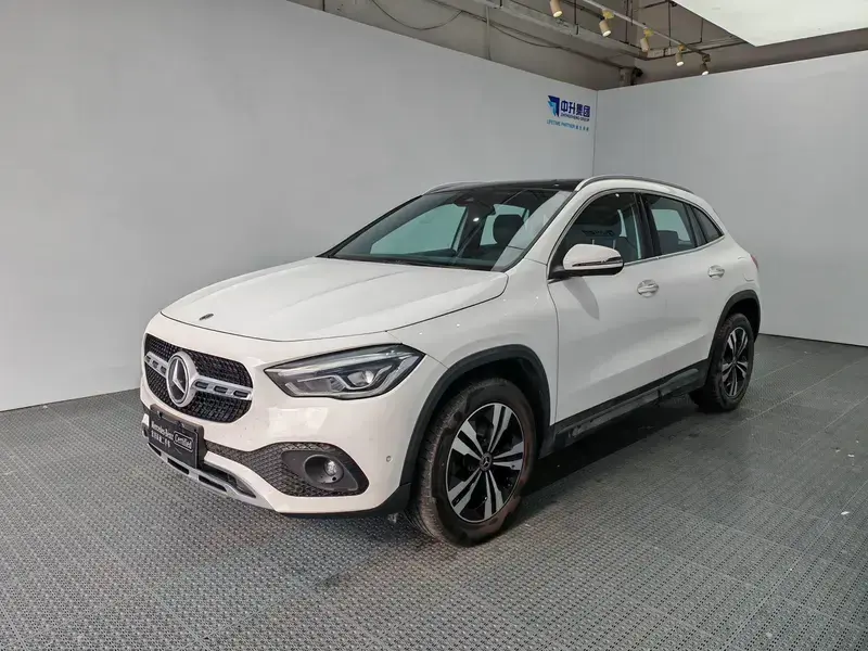 2023 Mercedes-Benz GLA с пробегом 26 700 км