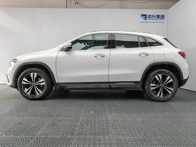 2023 Mercedes-Benz GLA с пробегом 26 700 км