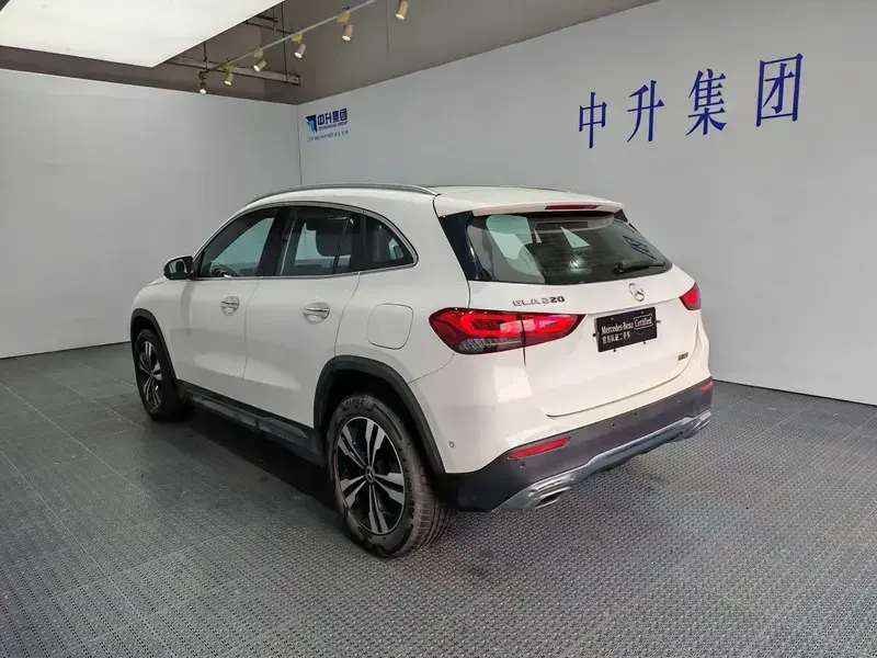 2023 Mercedes-Benz GLA с пробегом 26 700 км