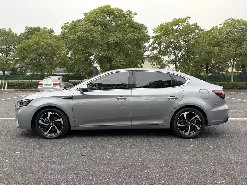 2020 MG 6 с пробегом 50 000 км