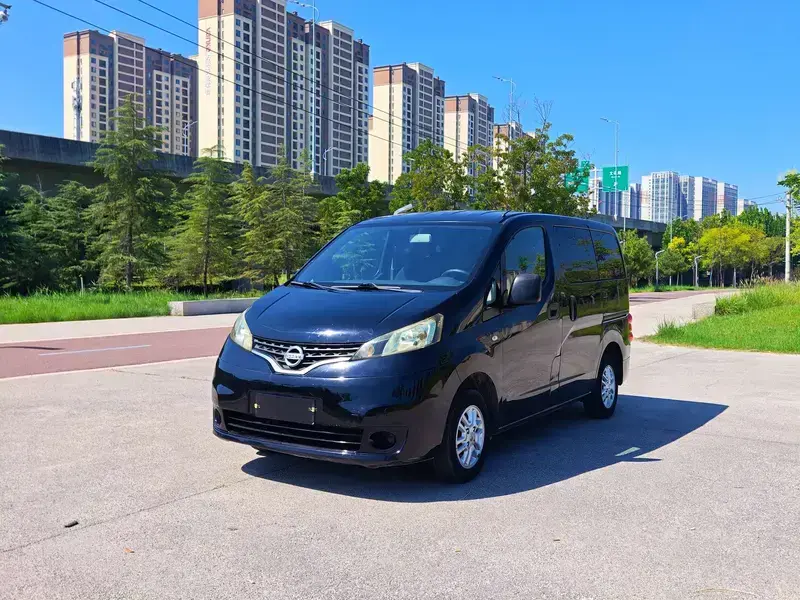 2012 Nissan NV200 с пробегом 76 000 км