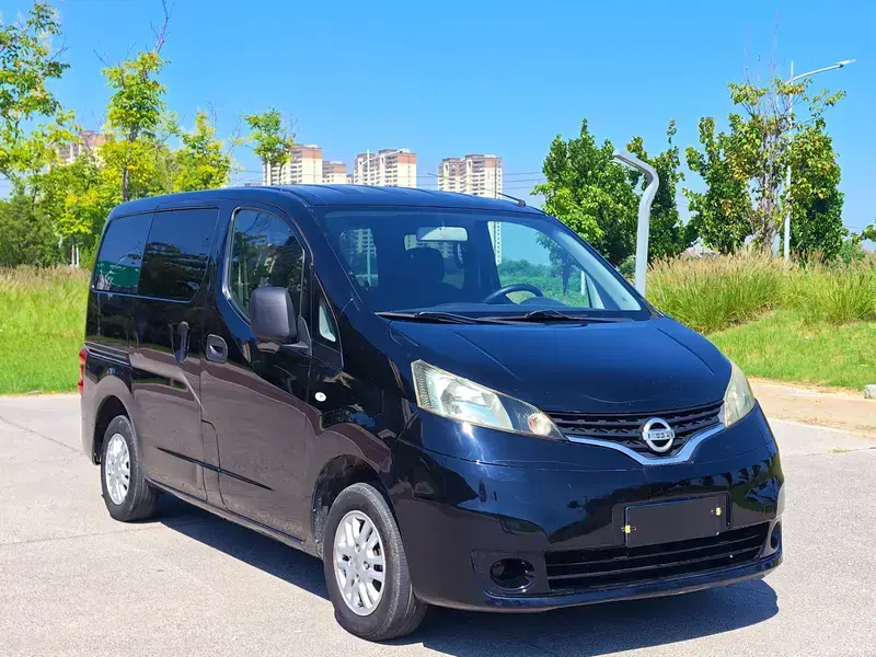 2012 Nissan NV200 с пробегом 76 000 км
